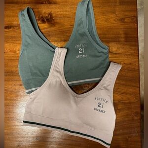 BUNDLE (2) Forever 21 Sports Bras (Medium)